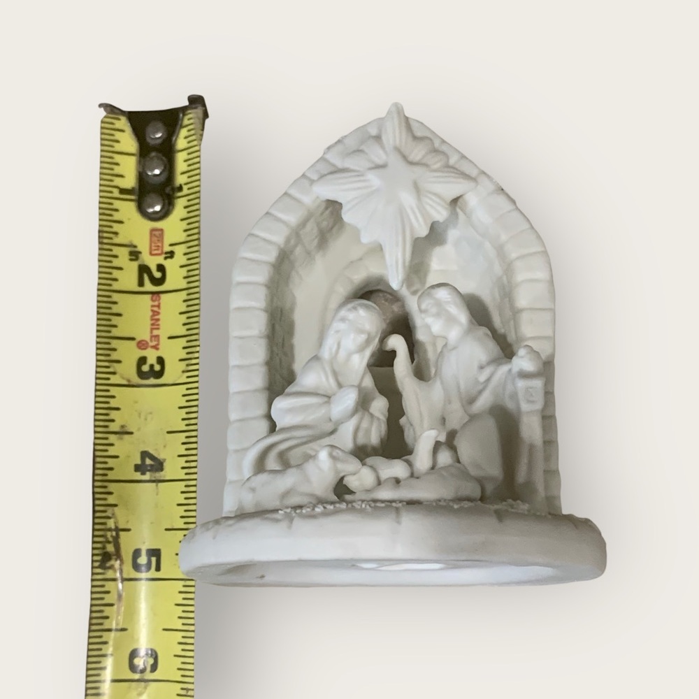 White Ceramic Nativity Scene Figurine Holy Family Christmas Decor 5” Tall - Picture 11 of 11